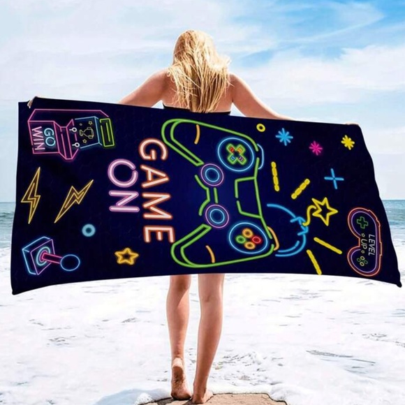 New Level Up Gamer Console Remote Gaming Microfiber Beach Towel - Picture 7 of 9